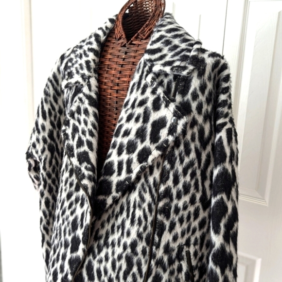 Banana Republic Moto Snow Leopard Print Alpaca Coat - Full Zip - Picture 11 of 16